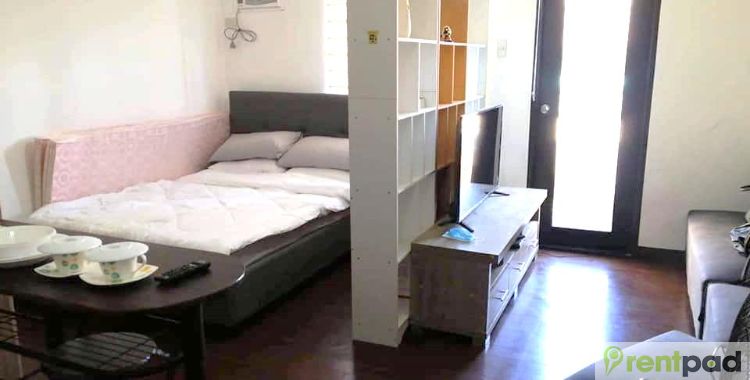 Studio Unit Fully Furnished with Wifi for Rent at Arezzo Place