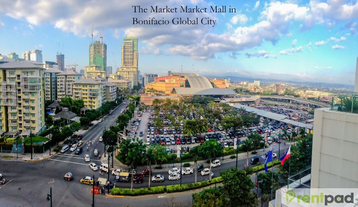 inside Market! Market! Mall in Bonifacio Global City, Tagu…