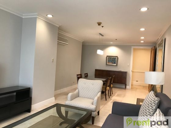 Simple Apartment For Rent Near Greenbelt Makati with Modern Garage