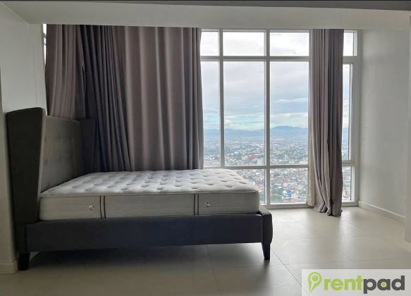 High Floor Fully Furnished Studio Unit in Two Serendra Bgc #e02b76ee7
