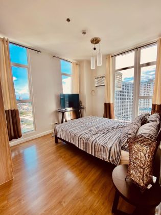 Spacious 1BR at Solinea Lazuli Tower 3