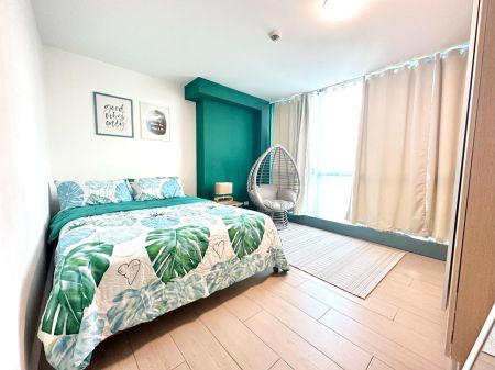 Live in Style in a 2BR Condo in One Uptown Residence BGC
