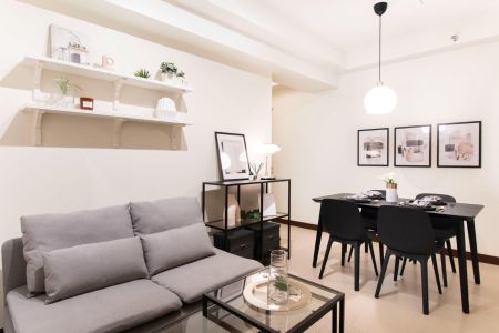 Condo for Rent in Dmci Homes Fairlane Residences in Pasig City