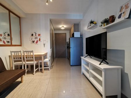1BR with Balcony for Rent at Shore 2 Residences Pasay