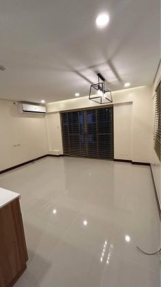3 Bedroom Semi Furnished for Rent in Maple Place
