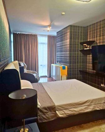 Fully Furnished 2 Bedrooms with Parking at East Gallery Place 