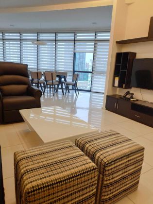 Charming and Bright 2 Bedroom Unit in Arya Residences
