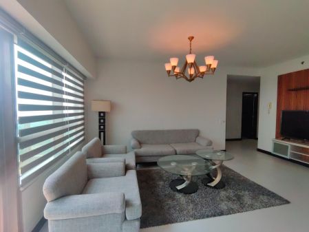 3BR with Balcony High Floor Modern Furnishing at Trag Makati City