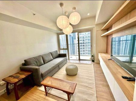 1BR at Two Maridien for Rent