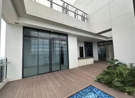 Luxury 4 bedroom Penthouse in Makati for Lease 