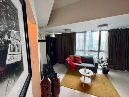 1 Bedroom Furnished For Rent in Uptown Parksuites Tower 2