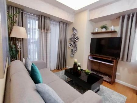 Fully Furnished 1 Bedroom for Rent in One Maridien Taguig