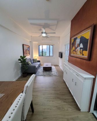 For rent 1 bedroom burgos circle BGC Forbeswood heights Tower 1