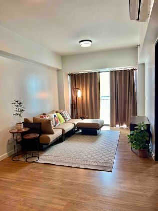 Fully Furnished 1 Bedroom Unit at Solstice Tower for Rent