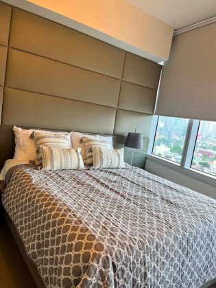Fully Furnished One Bedroom Condo in Proscenium at Rockwell Makat