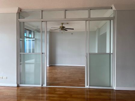 3 Bedroom Unfurnished Unit At Pacific Plaza Towers
