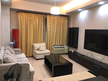 For Rent 2 Bedroom Furnished in Icon Residences BGC