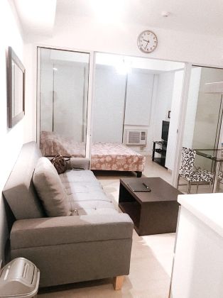 Fully Furnished 1 Bedroom Unit in Azure Urban Resort Residences