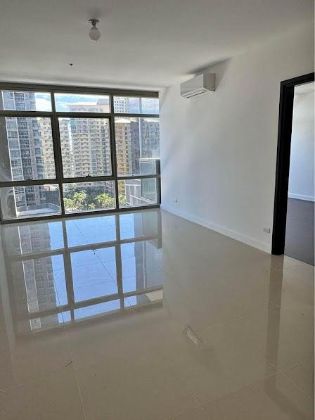 West Gallery Place 2 Bedroom Semi Furnished for Rent