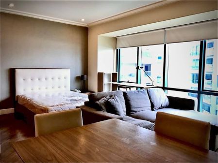 Fully Furnished Studio for Rent in Amorsolo Square Makati
