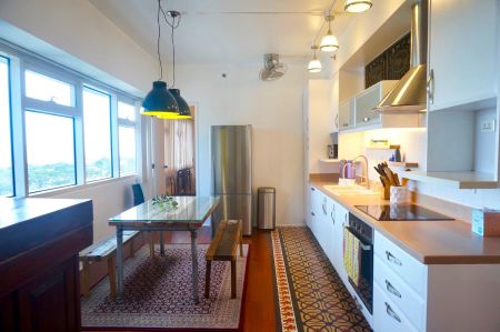 Special One Bedroom Unit at BGC - 1BR BGC Fifth Avenue Place for 