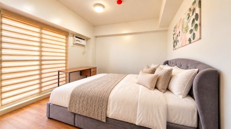 2BR Fully Furnished with Balcony for Rent at Lumiere Pasig 