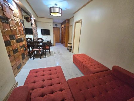 Urgent Interior Big 1BR near RCBC Ayala Makati 
