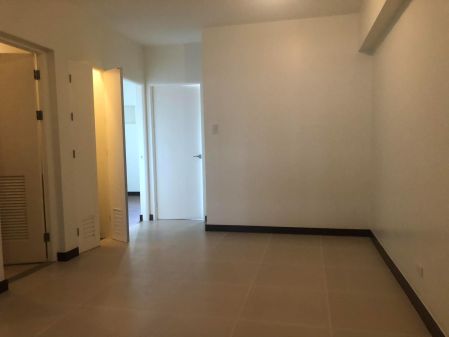 Newly Turned  Over 2 Bedroom Unit in Fairlane Residences Pasig