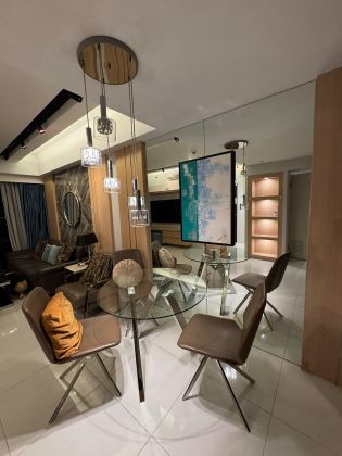Fully Furnished 1 Bedroom at One Uptown Residences in Taguig