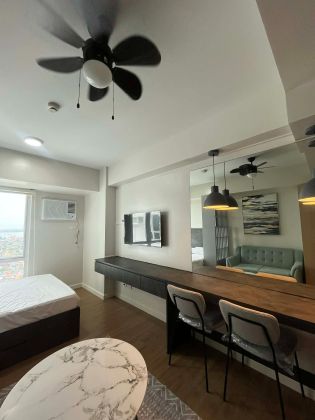 For Rent Studio Unit in Solinea Palatine Cebu Business Park