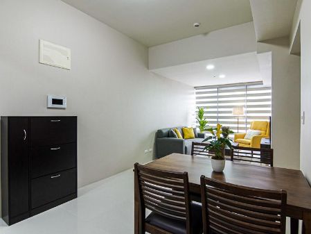 Fully Furnished Two Bedroom unit in Uptown Ritz