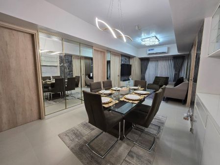Fully Furnished 2 Bedroom Unit at Viento at Cerca for Rent