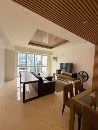 Semi Furnished 2BR Unit in Paseo Parkview Suites Salcedo Village