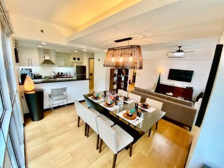 For Rent Lease One Serendra West 2 Bedroom Luxe Condo in BGC