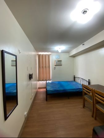 Fully Furnished Studio Unit at Hampton Gardens for Rent