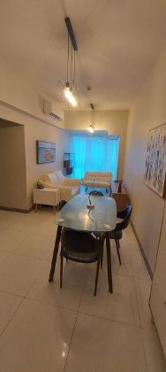 For Rent 3BR Unit in Uptown Parksuites with FAST internet