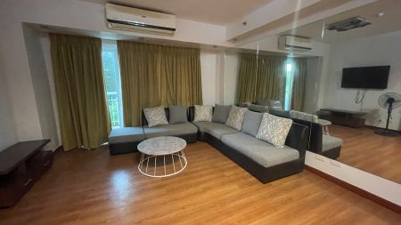 Very Nice 2 Bedroom Condo with Balcony for Rent