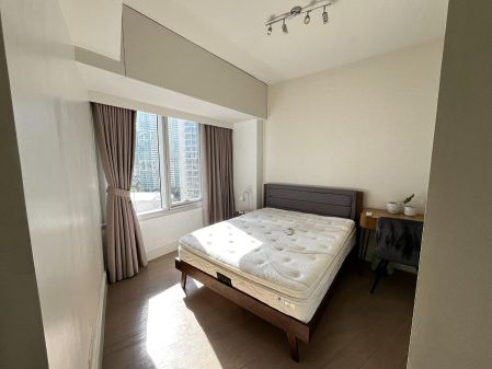 For Rent Fully Furnished 2 Bedroom Condo Unit at The Proscenium
