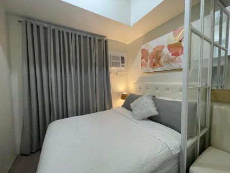 For Rent Elegant Design Studio Unit Newly Furnished in Cebu
