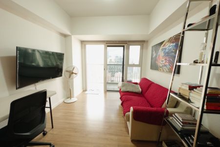 1 Bedroom Unit for Lease at One Maridien BGC facing Terra Park