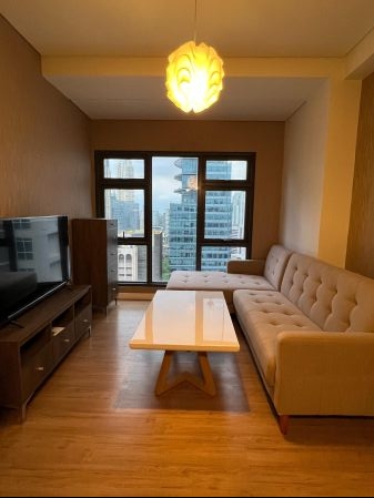 Fully Furnished 1 Bedroom Unit at Escala Salcedo for Rent