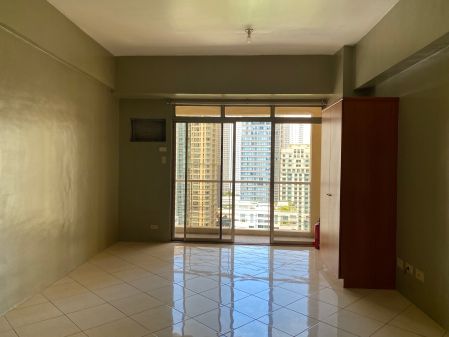 Unfurnished Studio for Rent in Paseo Parkview Suites Makati