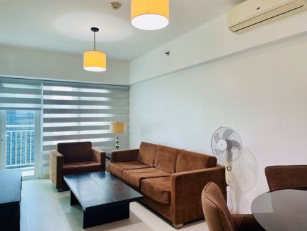 Two Serendra at Red Oak Fort Bonifacio Condo for Rent 1BR