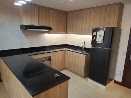 2BR in The Royalton at Capitol Commons