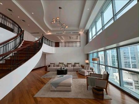 Luxury 4BR Penthouse in The Forbes Tower Makati