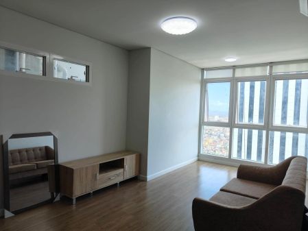 Fully Furnished 1 Bedroom Unit in Sequio Tower