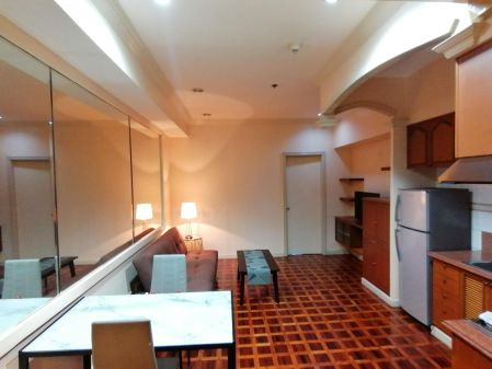 1 BR  Deluxe with Balcony and Parking in BSA Mansion Makati