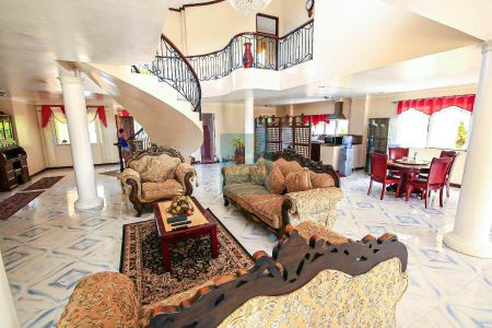 5 Bedroom Mansion for Rent in Cebu City