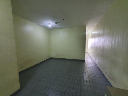 FOR RENT 1 Bedroom Unit at 838 Building for Rent