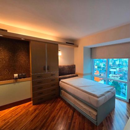 Semi Furnished 3 Bedroom Unit at Luna Gardens for Rent